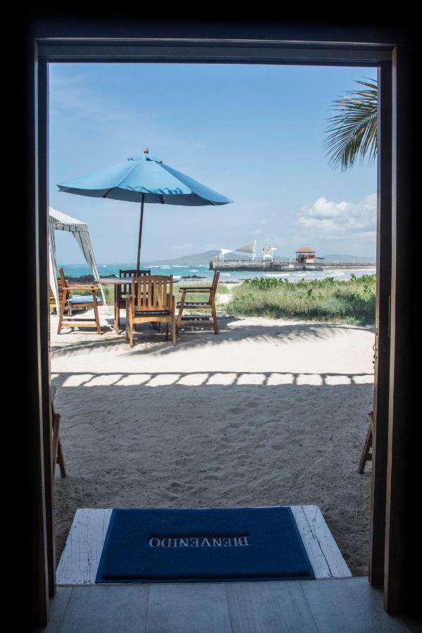 The Isabela Beach House Puerto Villamil Esterno foto
